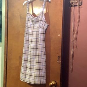 I am selling a ny invasion dress